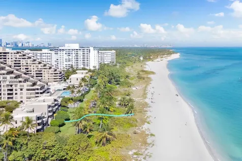 201 Crandon Boulevard Key Biscayne FL 33149