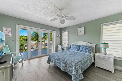 201 Wildwood Circle Key Largo FL 33037