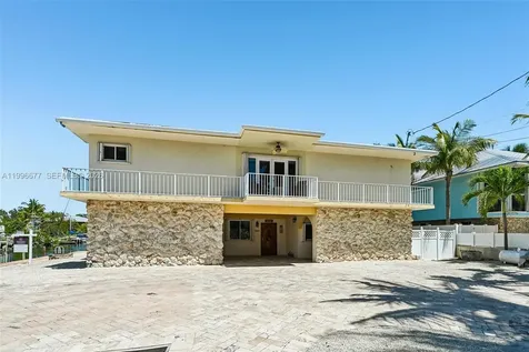 201 Wildwood Circle Key Largo FL 33037