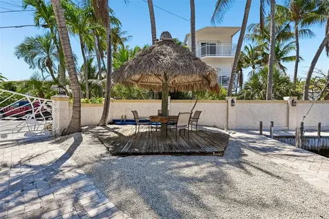 201 Wildwood Circle Key Largo FL 33037