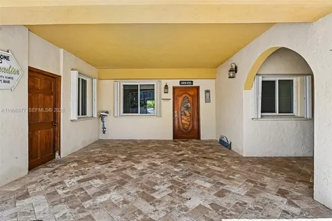 201 Wildwood Circle Key Largo FL 33037