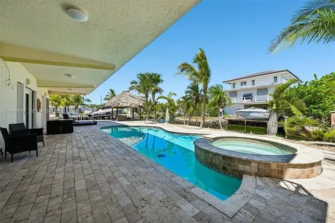 201 Wildwood Circle Key Largo FL 33037