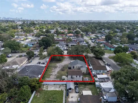 3035 NW 93rd Street Miami FL 33147
