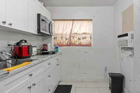 3035 NW 93rd Street Miami FL 33147