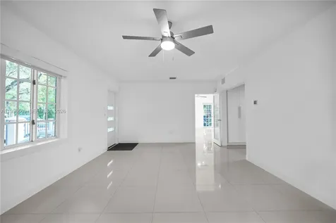 3040 Lucaya Street Miami FL 33133