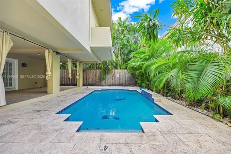 3040 Lucaya Street Miami FL 33133