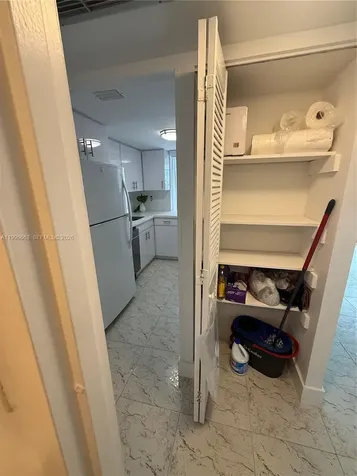 17560 Atlantic Boulevard Sunny Isles Beach FL 33160