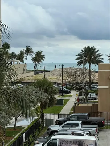 17560 Atlantic Boulevard Sunny Isles Beach FL 33160