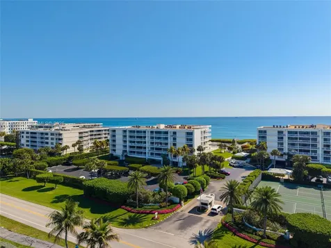 3300 S Ocean Boulevard Palm Beach FL 33480