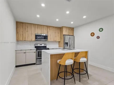 10017 SW 23rd Terrace Miami FL 33165