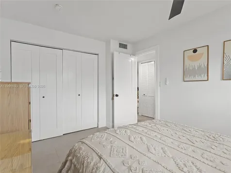 10017 SW 23rd Terrace Miami FL 33165