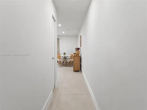 10017 SW 23rd Terrace Miami FL 33165