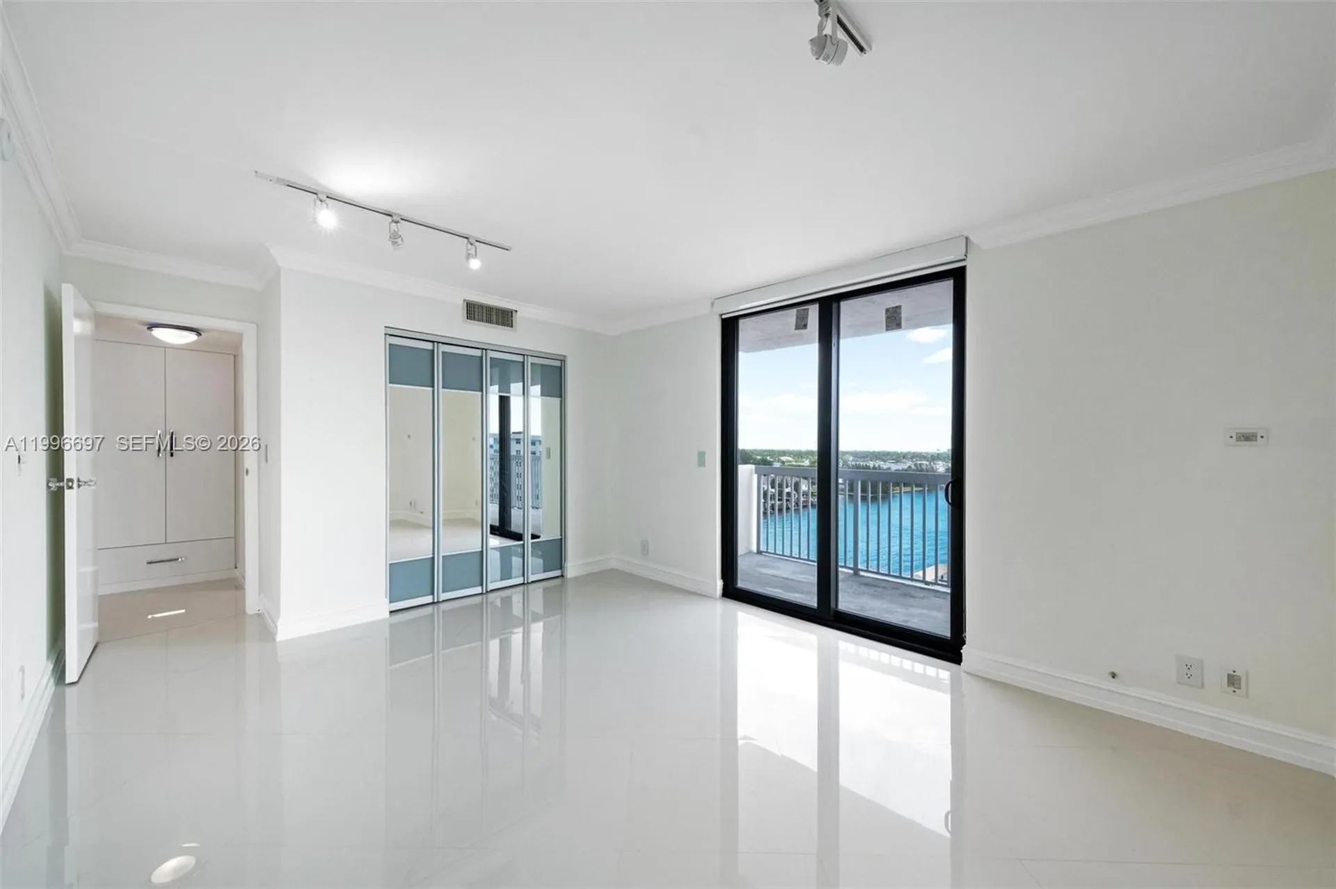 1500 S Ocean Drive Hollywood FL 33019