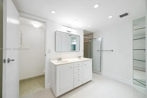 1500 S Ocean Drive Hollywood FL 33019