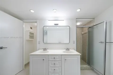 1500 S Ocean Drive Hollywood FL 33019