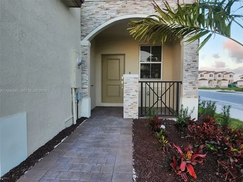 2429 SE 28 Drive Homestead FL 33035