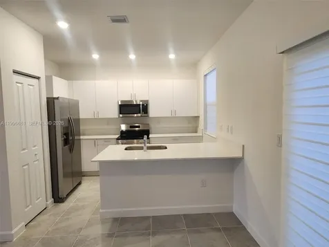 2429 SE 28 Drive Homestead FL 33035