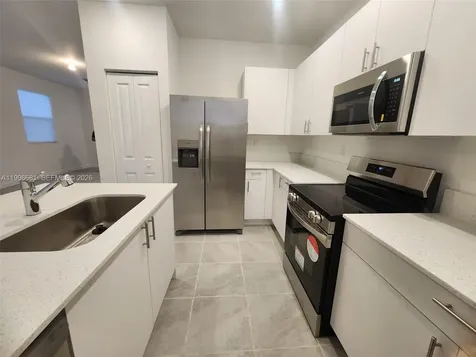 2429 SE 28 Drive Homestead FL 33035
