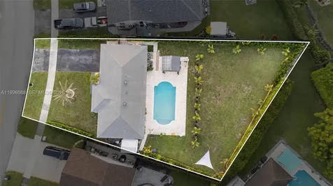12811 SW 9th Place Davie FL 33325