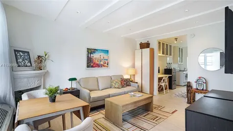 439 15th Street Miami Beach FL 33139
