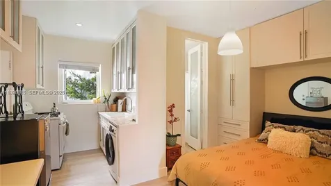 439 15th Street Miami Beach FL 33139