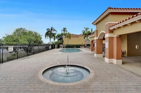 10679 SW 6th Street Pembroke Pines FL 33025