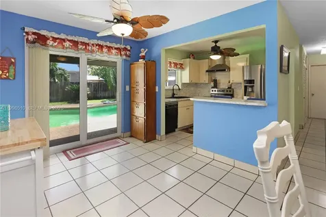 401 N 72nd Avenue Hollywood FL 33024