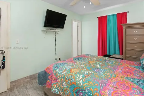 401 N 72nd Avenue Hollywood FL 33024