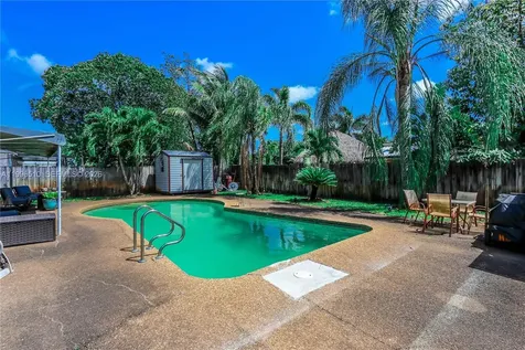 401 N 72nd Avenue Hollywood FL 33024