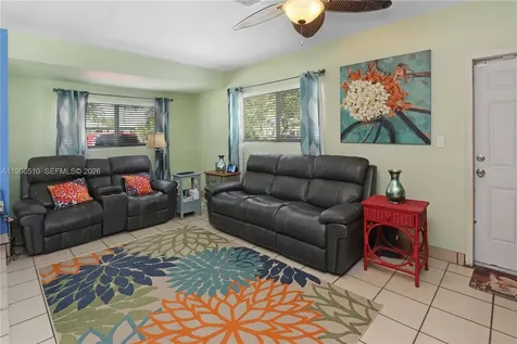 401 N 72nd Avenue Hollywood FL 33024