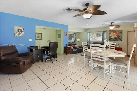 401 N 72nd Avenue Hollywood FL 33024