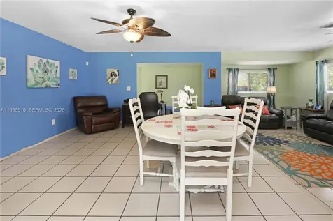 401 N 72nd Avenue Hollywood FL 33024