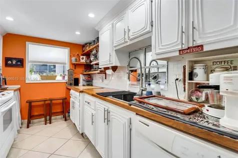 2300 SW 22nd Avenue Delray Beach FL 33445