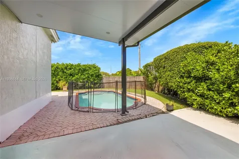 16000 SW 91st Court Palmetto Bay FL 33157