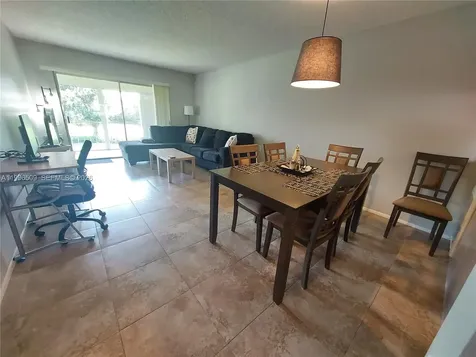 2703 Nassau Bend Coconut Creek FL 33066