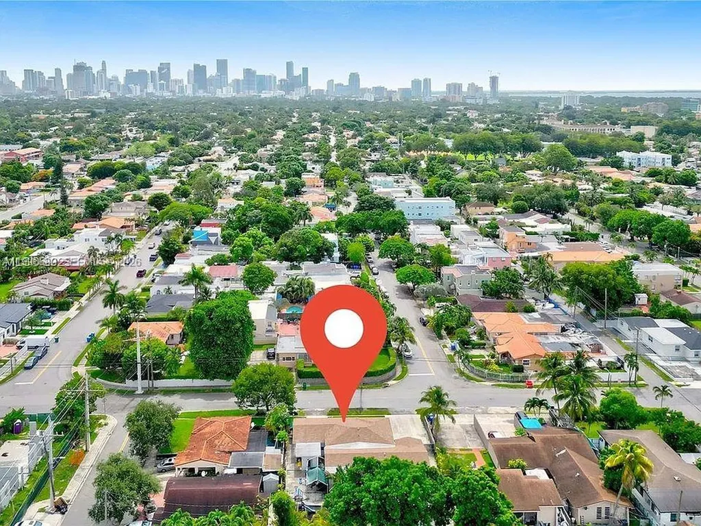 1660 SW 24th Avenue Miami FL 33145
