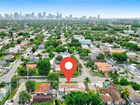 1660 SW 24th Avenue Miami FL 33145