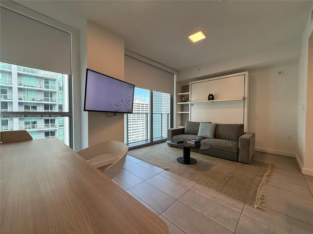 227 NE 2nd Street Miami FL 33132