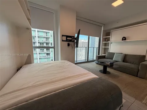 227 NE 2nd Street Miami FL 33132