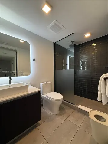 227 NE 2nd Street Miami FL 33132