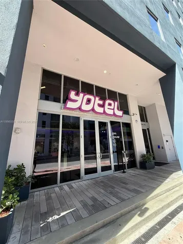 227 NE 2nd Street Miami FL 33132