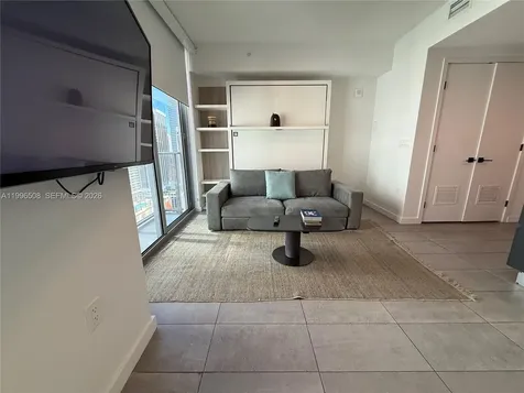 227 NE 2nd Street Miami FL 33132