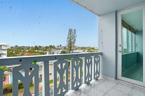 8233 Harding Avenue Miami Beach FL 33141