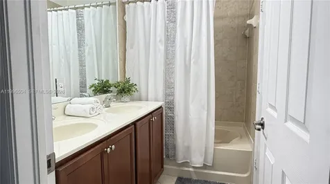 11605 NW 89th Street Doral FL 33178