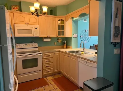 1115 Lake Geneva Drive Lake Worth FL 33461