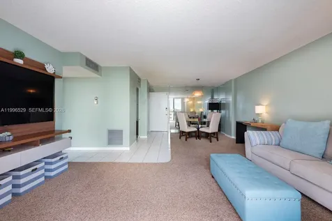 3161 S Ocean Drive Hallandale Beach FL 33009