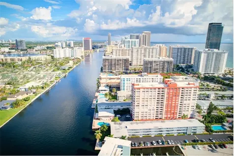 3161 S Ocean Drive Hallandale Beach FL 33009