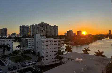 3161 S Ocean Drive Hallandale Beach FL 33009