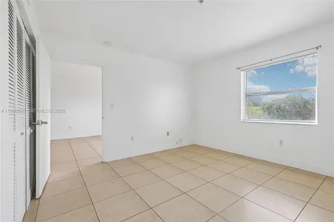 4137 Stirling Road Dania Beach FL 33314