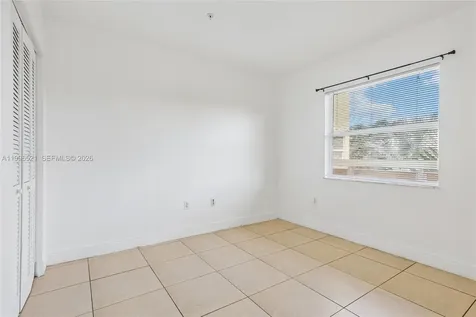 4137 Stirling Road Dania Beach FL 33314